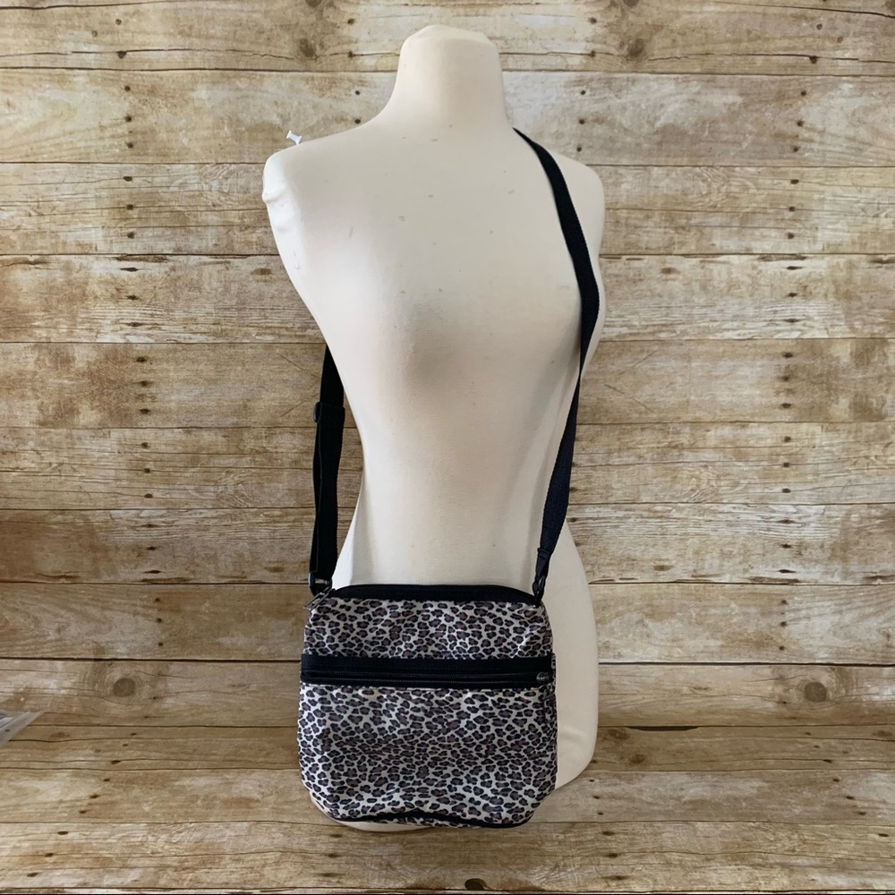 Small cheetah print purse